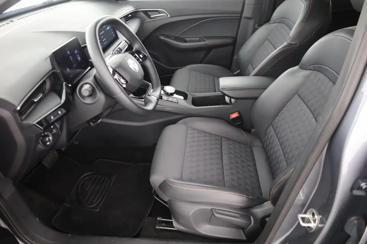 MG MG3 1.5 Hybrid Luxury Aut. LED ACC Navi 360° — Galerie du véhicule 23
