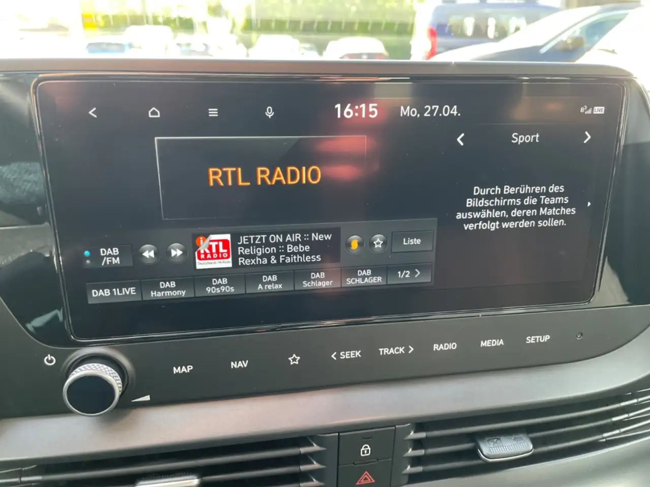 Hyundai i20 Trend 1.0 T-GDI Navi+Dig.Cockpit+CarPlay+Android A — Vehicle gallery 16