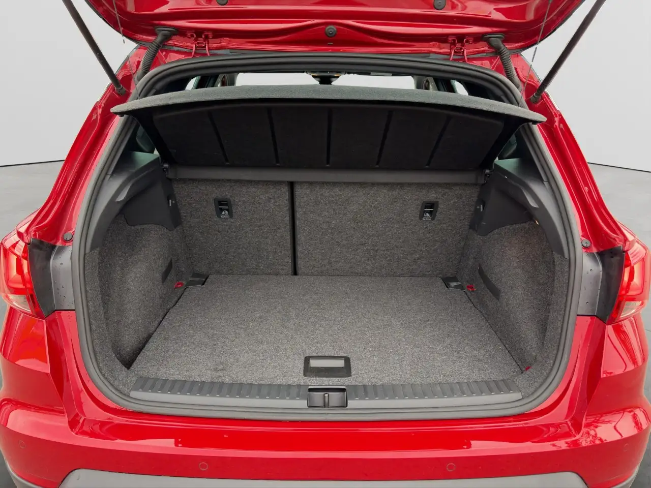 SEAT Arona TSI Xperience Navi Kamera SHZ Keyless — Galería del vehículo 10
