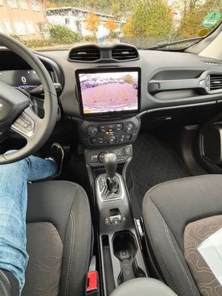 Jeep Renegade Overland Plug-In-Hybrid 4xe Automatik — معرض صور السيارة 9