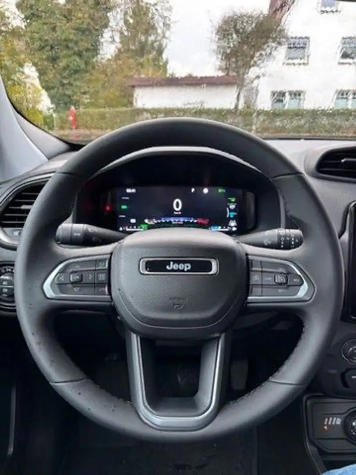 Jeep Renegade Overland Plug-In-Hybrid 4xe Automatik — معرض صور السيارة 8