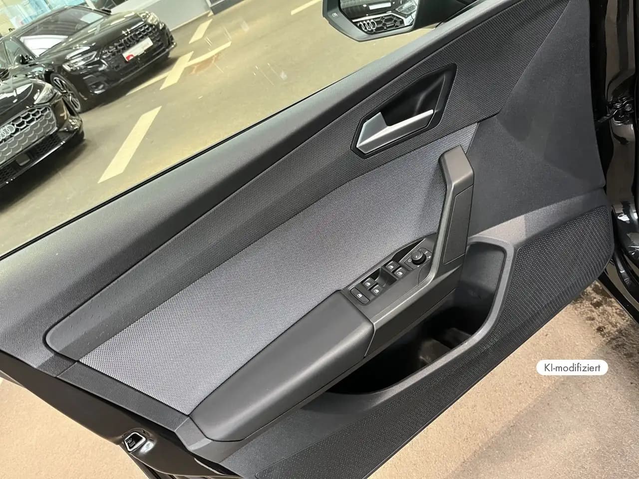 SEAT Leon Sportstourer Style 1.0 eTSI DSG CarPlay Sit — معرض صور السيارة 13