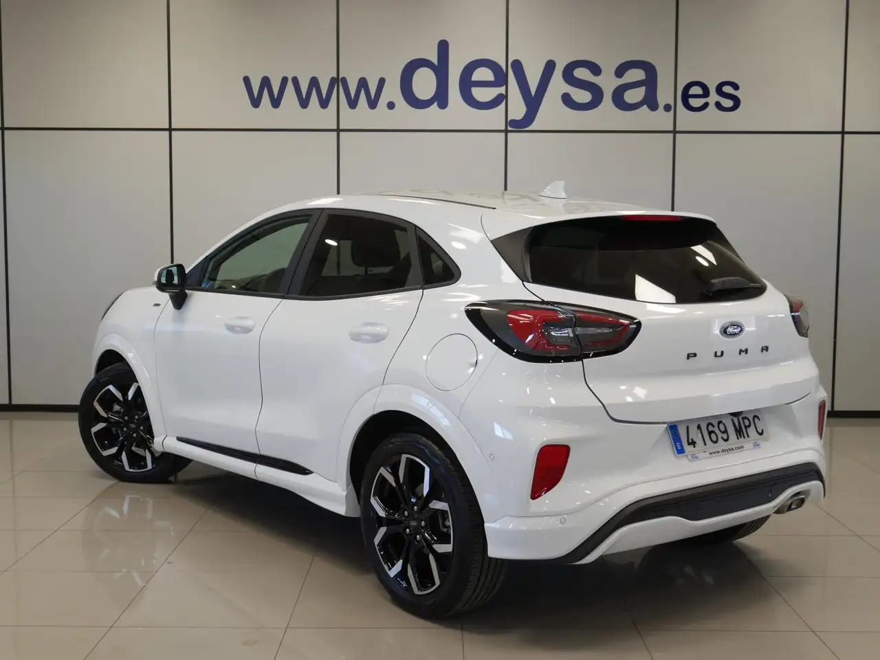 Ford Puma 1.0 EcoBoost MHEV ST-Line X 155 — معرض صور السيارة 3