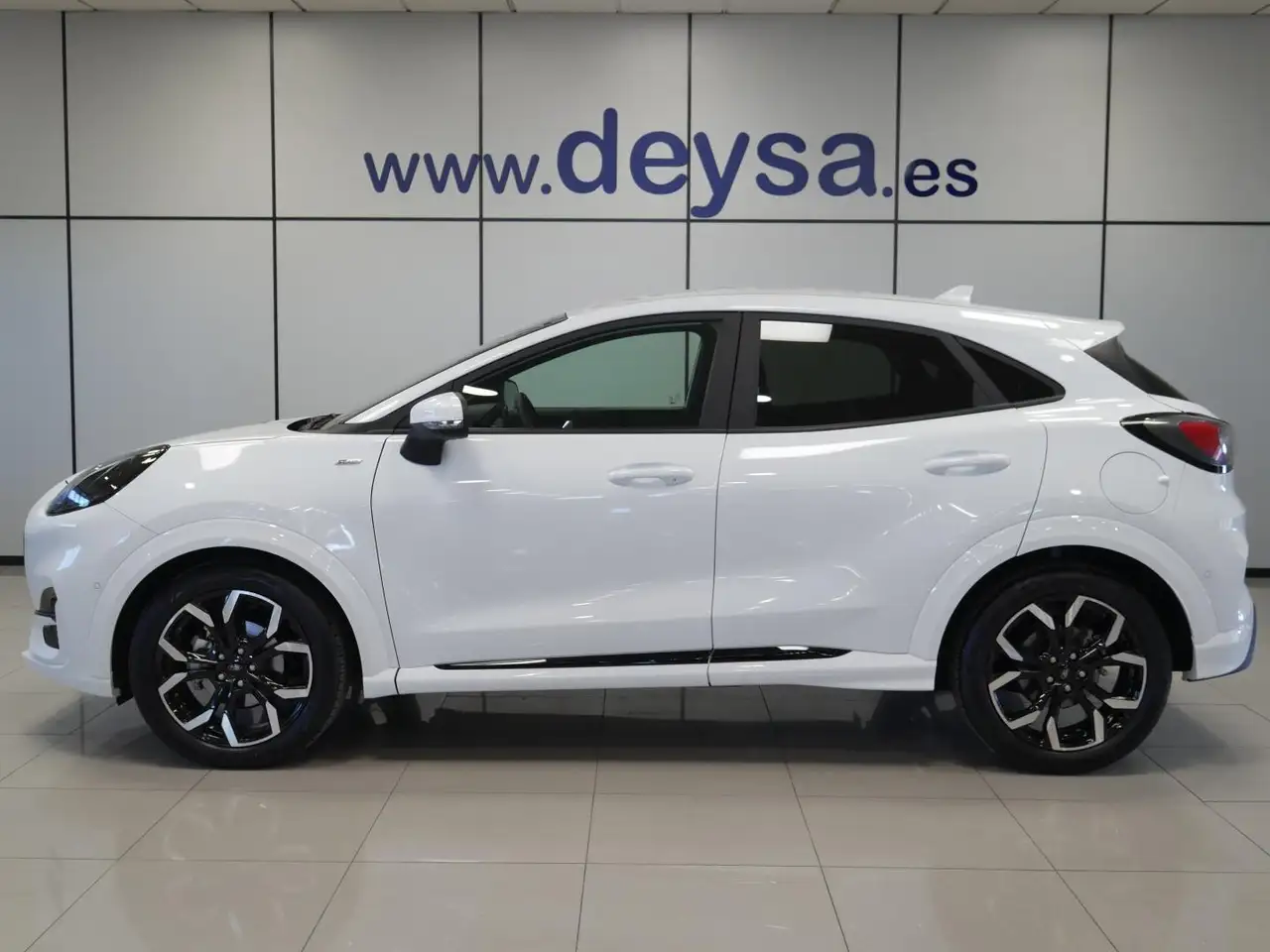 Ford Puma 1.0 EcoBoost MHEV ST-Line X 155 — معرض صور السيارة 2