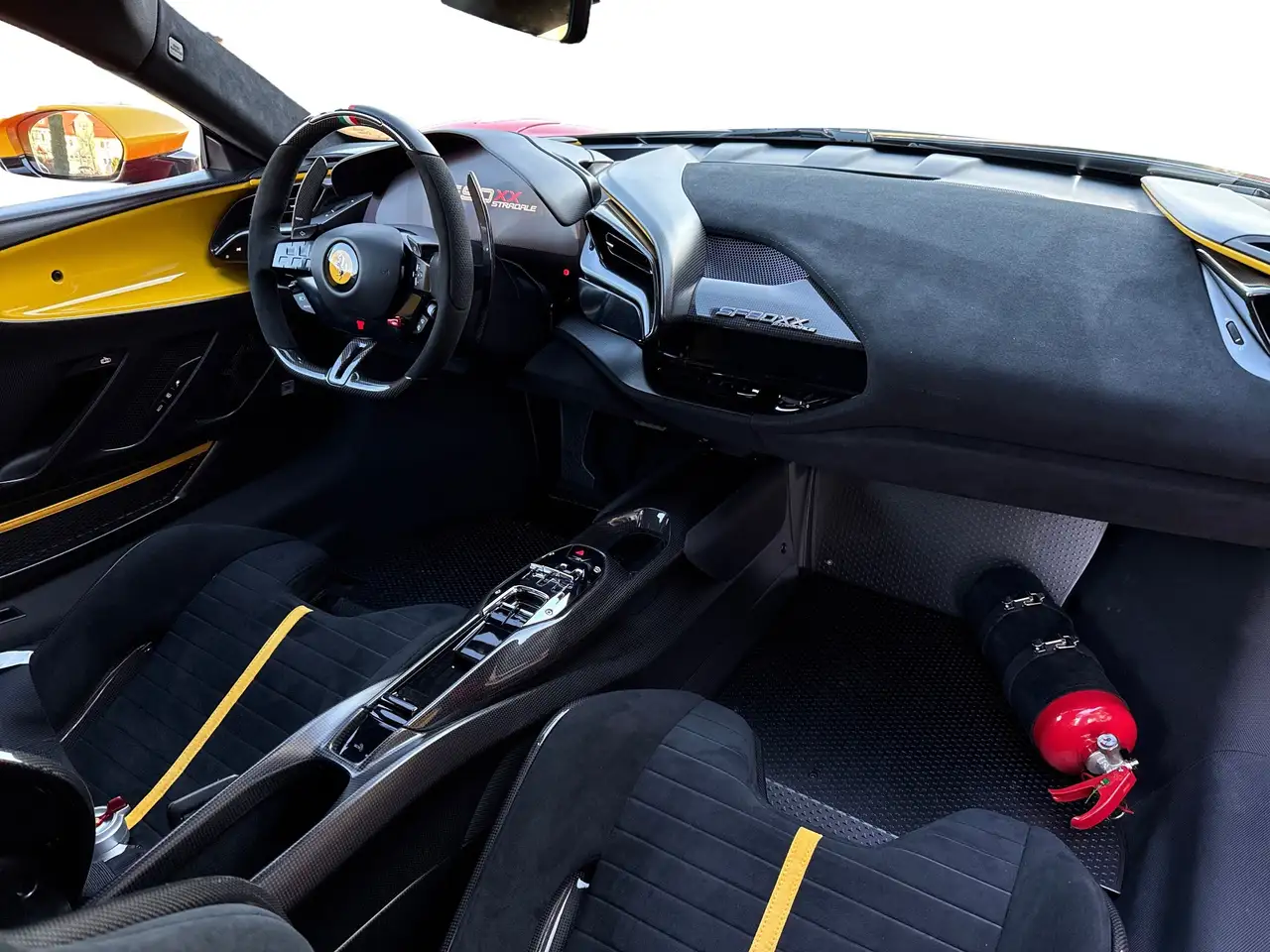 Ferrari SF90 Stradale XX - LIMITIERT HYPER CLUB — Galerie du véhicule 16
