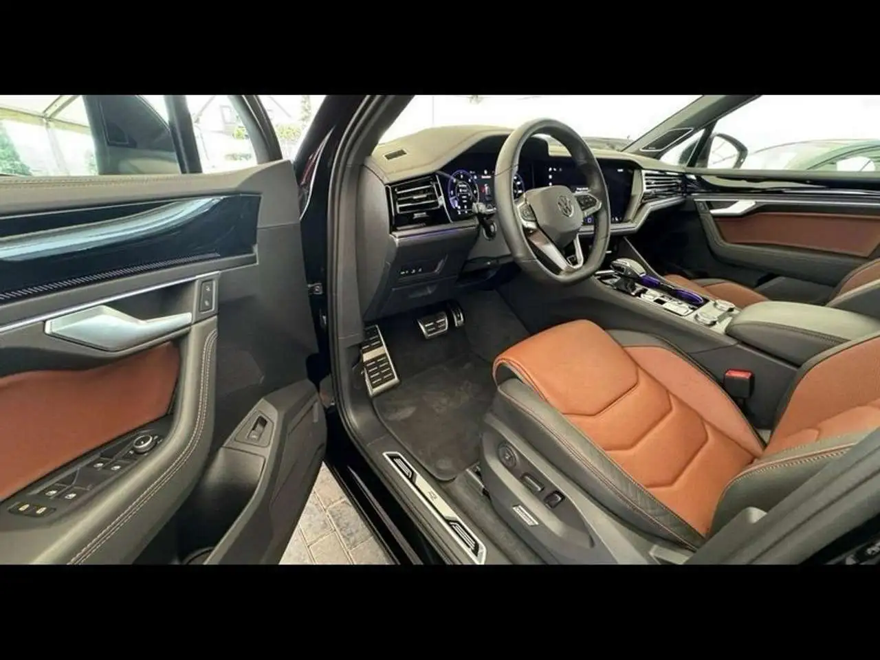 Volkswagen Touareg 3.0 TSI R-Line 4Motion — Galerie du véhicule 9