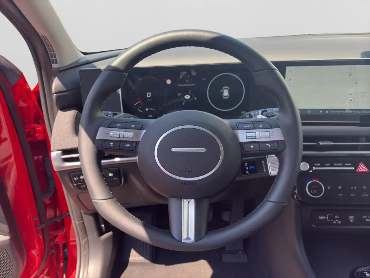 Hyundai TUCSON TREND ALLRAD INKL.NAVI! PDC! KAMERA! UVM! Klima — Vehicle gallery 4
