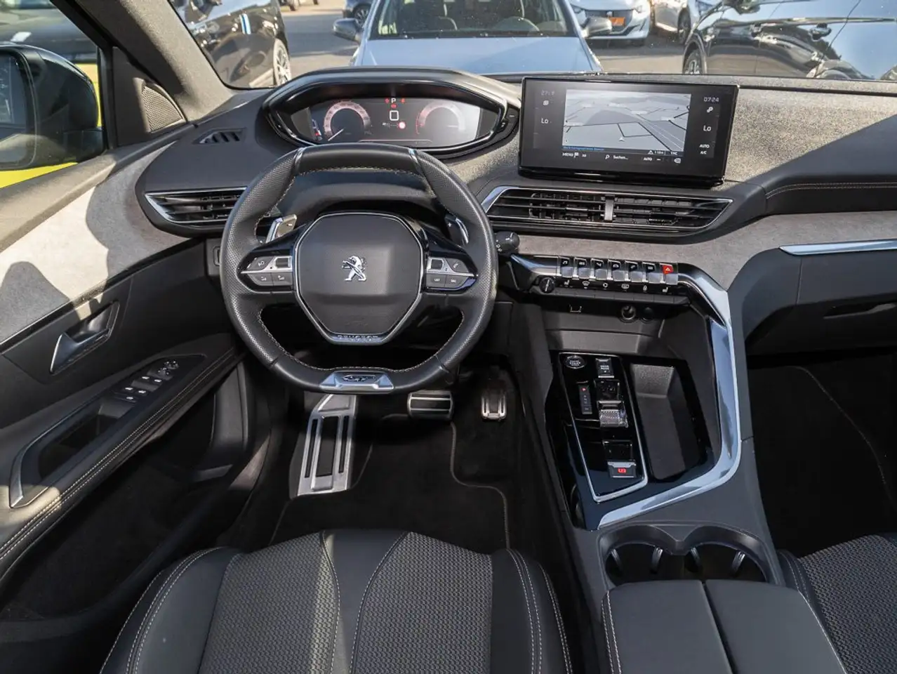 Peugeot 3008 1,2 GT +PANO+RFK+NAV+ACC+SHZ+eFH+ISOFIX+LED+ — Galería del vehículo 7