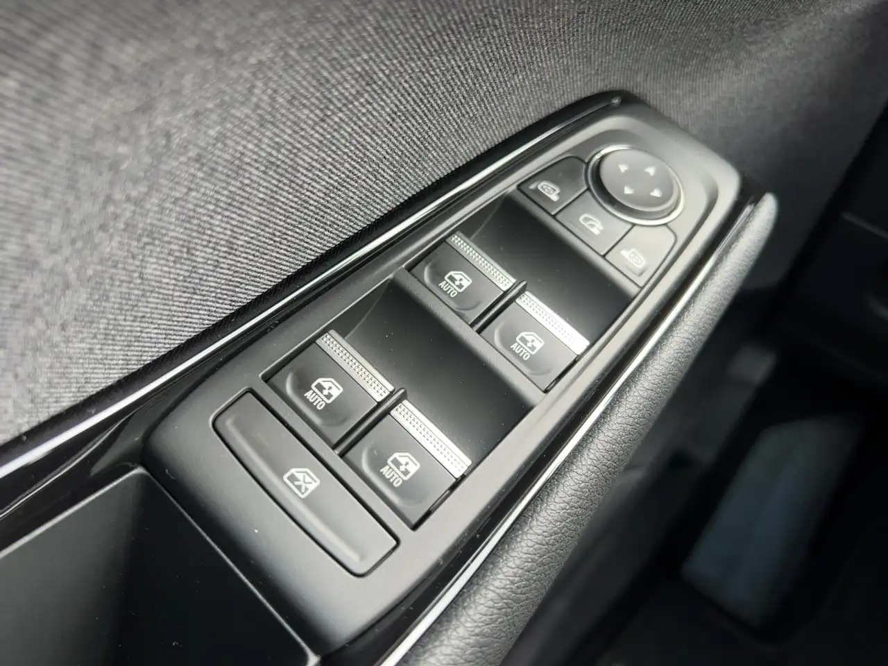 Renault Austral EVOLUTION TCe 160 AUTOMATIK RÜCKFAHRKAMERA — معرض صور السيارة 20
