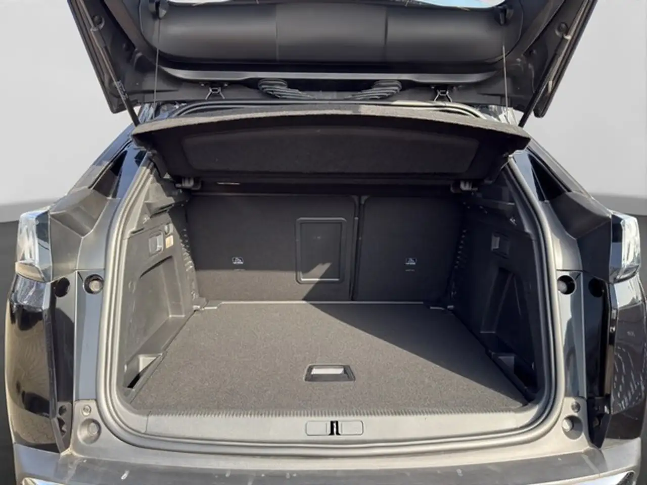 Peugeot 3008 Hybrid 136 GT +ACC+NAVI+LED+CAM+SHZ+ — معرض صور السيارة 16