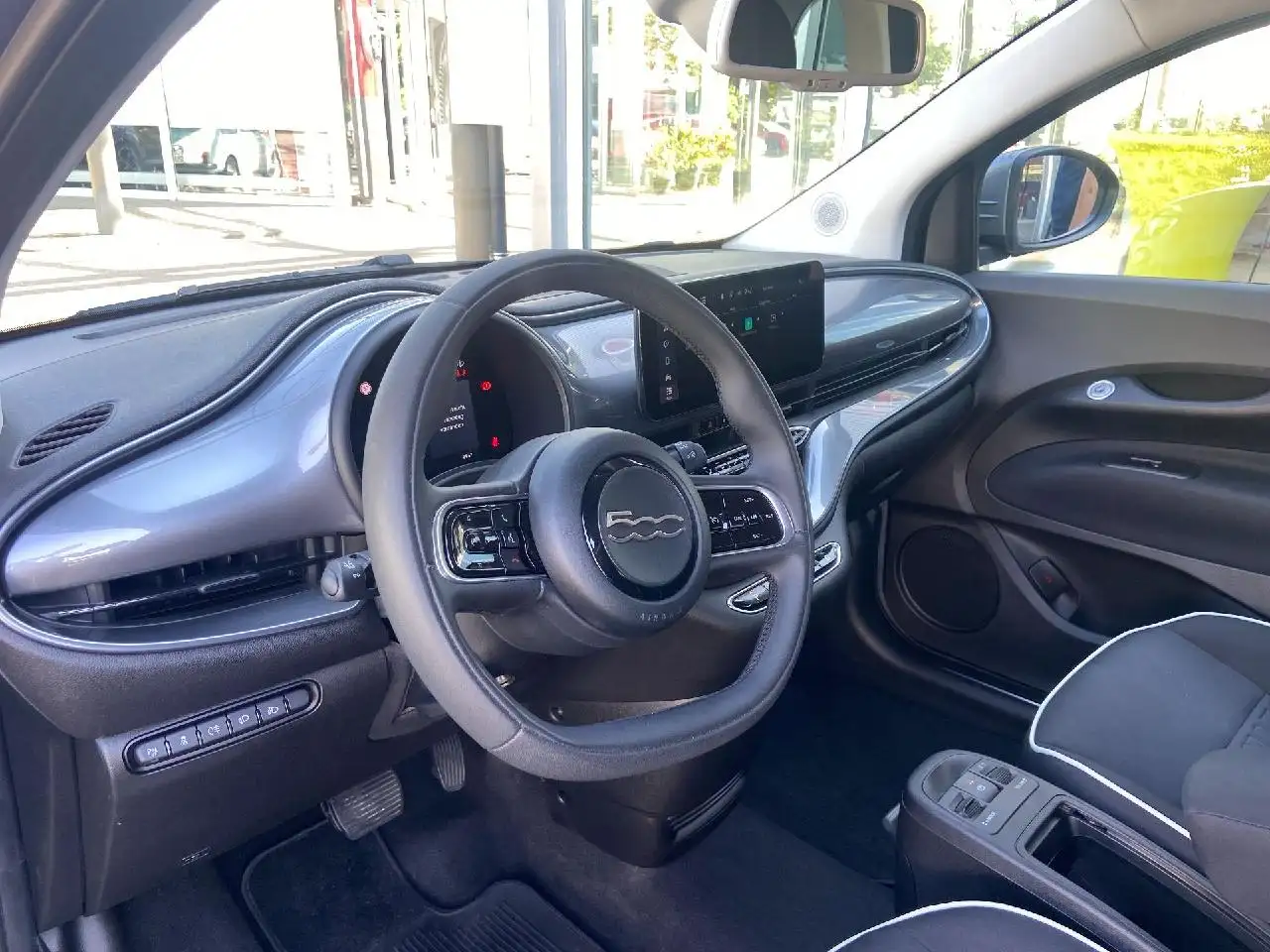 Fiat 500e Basis — Galerie du véhicule 7