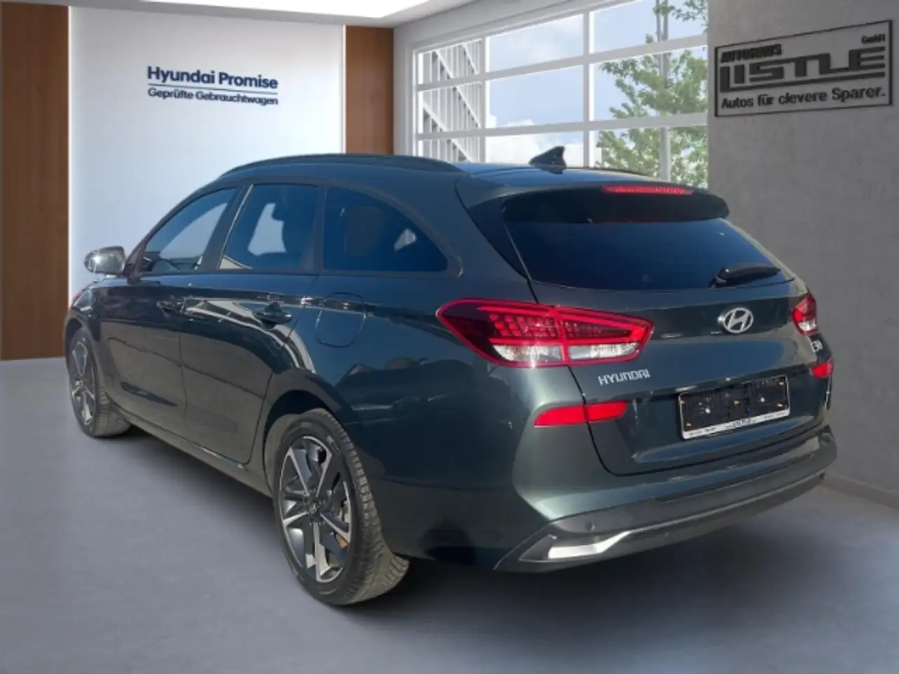 Hyundai i30 FL Kombi (MY25) 1.5 T-GDI (140PS) 48V 7-DCT Advant — Galería del vehículo 3