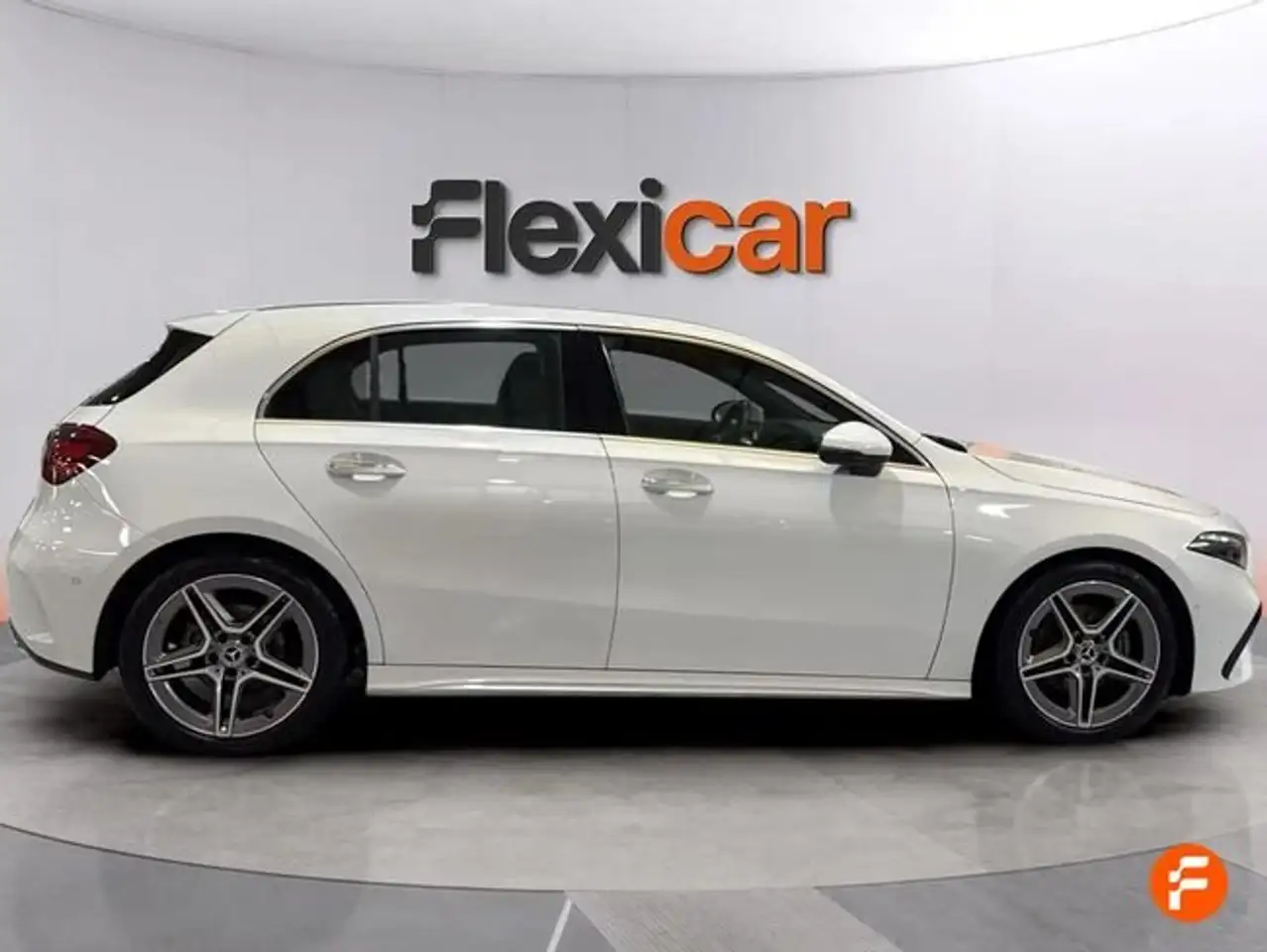 Mercedes-Benz A 200 d — Vehicle gallery 3