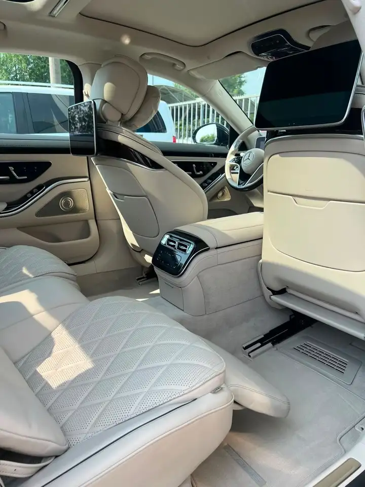 Mercedes-Benz S 580 LANG 4M AMG-LINE PANO FOND-ENTERT HUD 360° — Galerie du véhicule 15