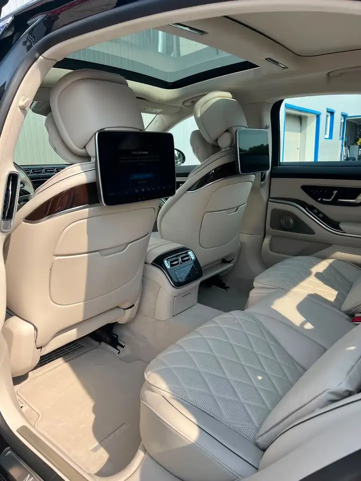 Mercedes-Benz S 580 LANG 4M AMG-LINE PANO FOND-ENTERT HUD 360° — Galerie du véhicule 14
