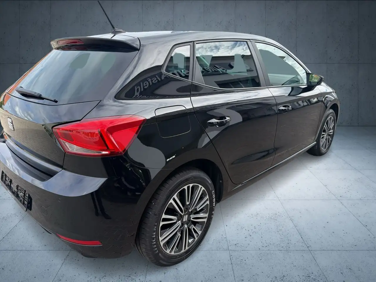 SEAT Ibiza Style Edition 1.0 TSI AppCon/Kam/SHZ/Clima — Vehicle gallery 14