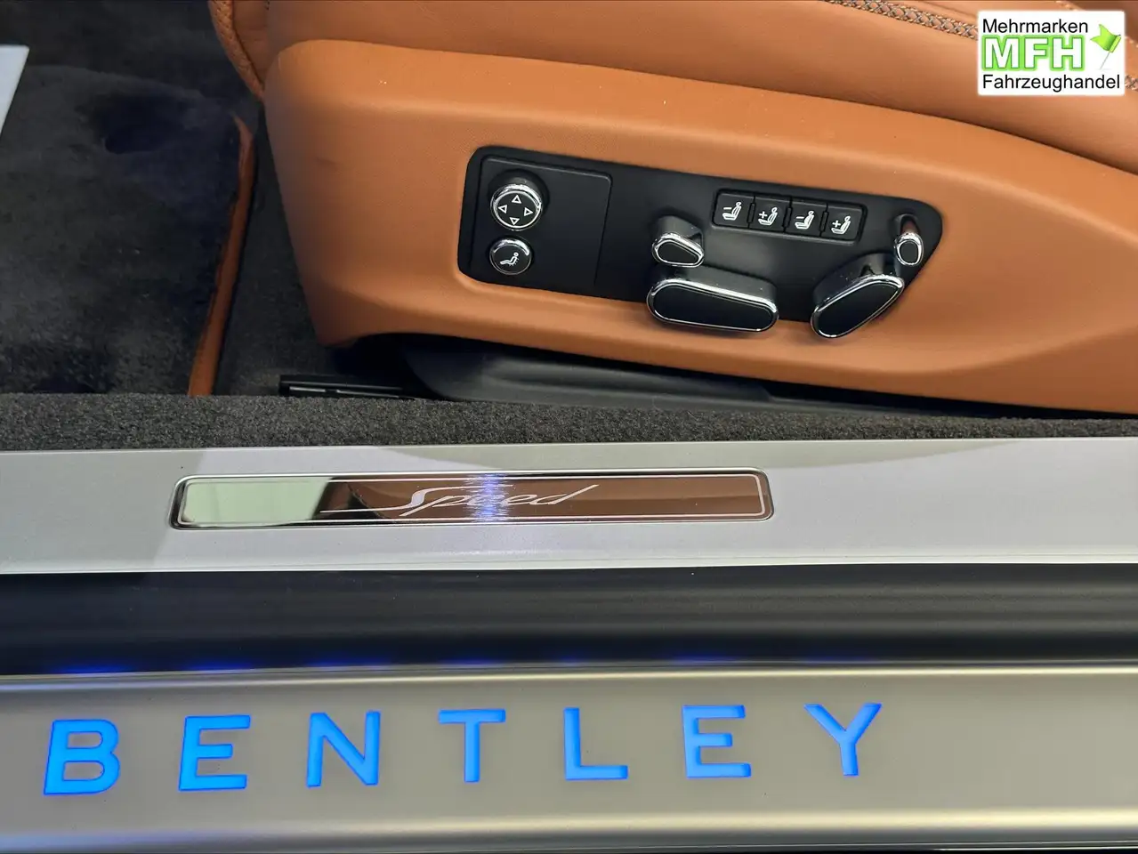 Bentley Continental Speed W12 Naim+CarbonCeramic+Night+22+MidnightE... — Galerie du véhicule 20
