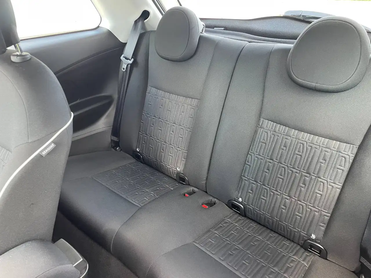 Fiat 500e 500e 42kWh ICON — Vehicle gallery 12