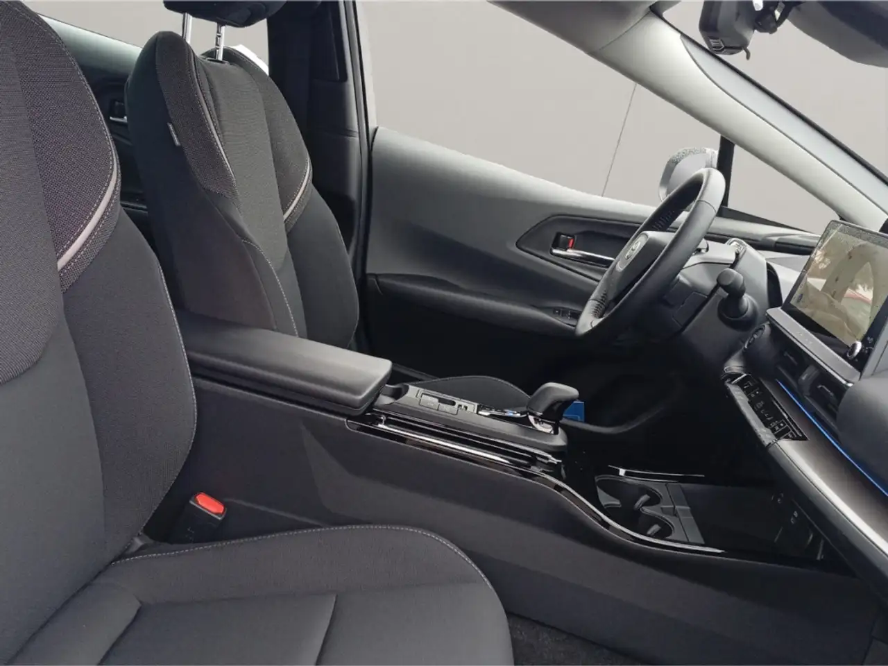 Toyota Prius EXECUTIVE+PLUG-IN+HYBRID+KAMERA+NAV+SOFORT — Galería del vehículo 11
