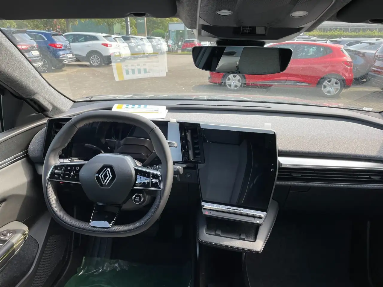 Renault Scenic E-Tech Techno 220 Long Range — Galerie du véhicule 13