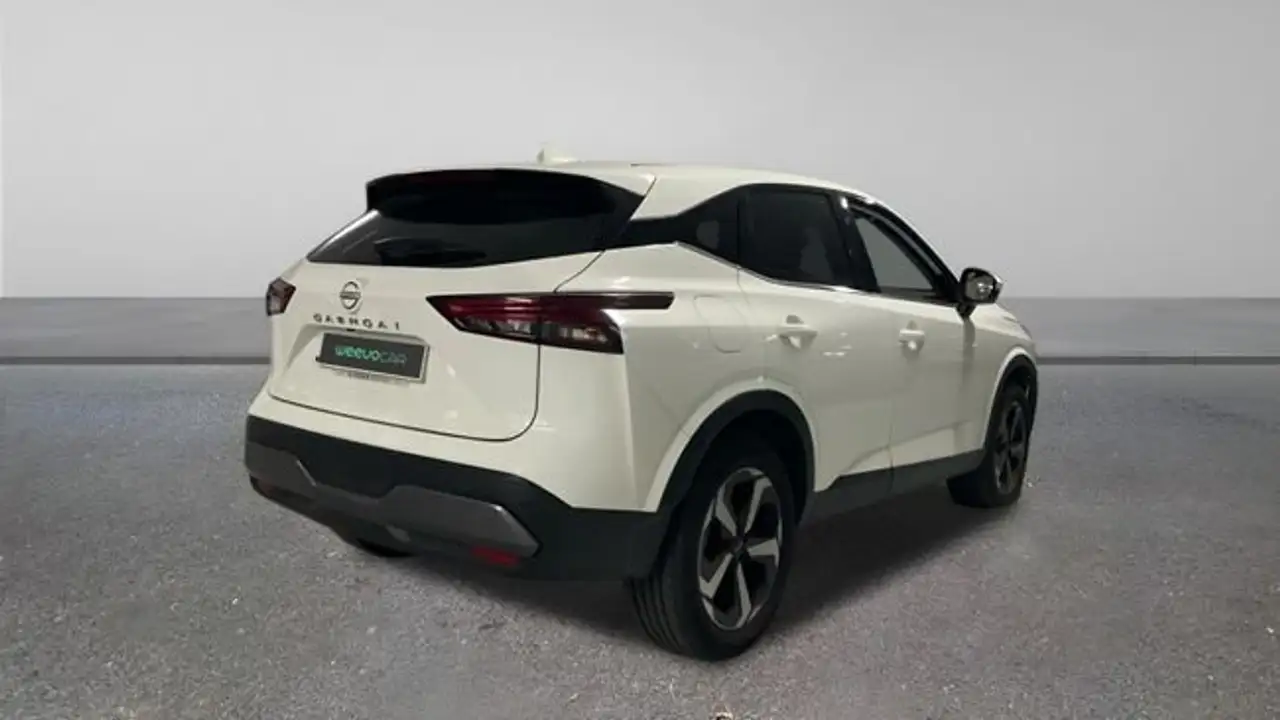 Nissan Qashqai 1.3 DIG-T MHEV 103KW N-CONNECTA 140CV 5P — Galerie du véhicule 5