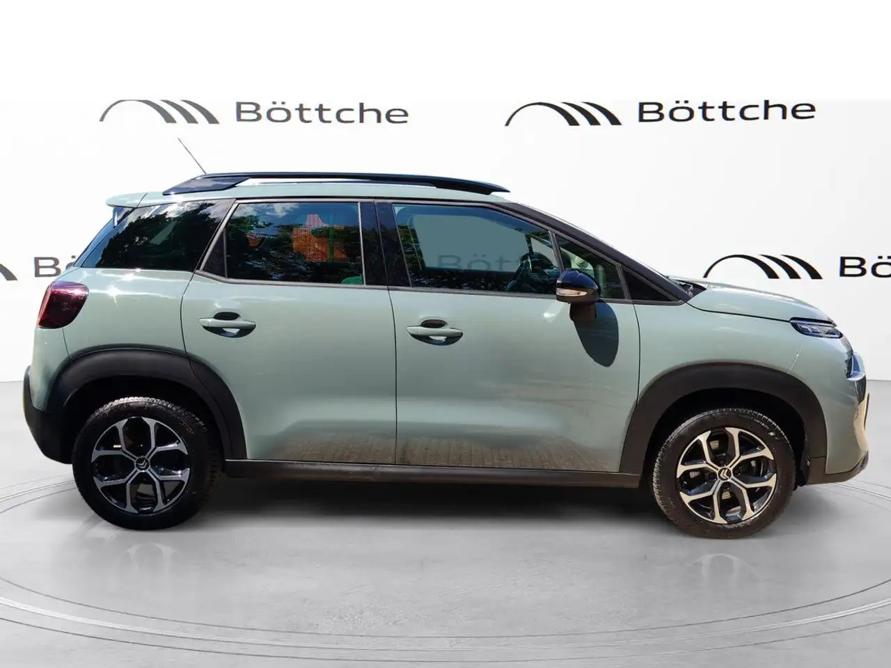 Citroen C3 Aircross Plus 1.2 12V e-THP / PureTech — Galerie du véhicule 19