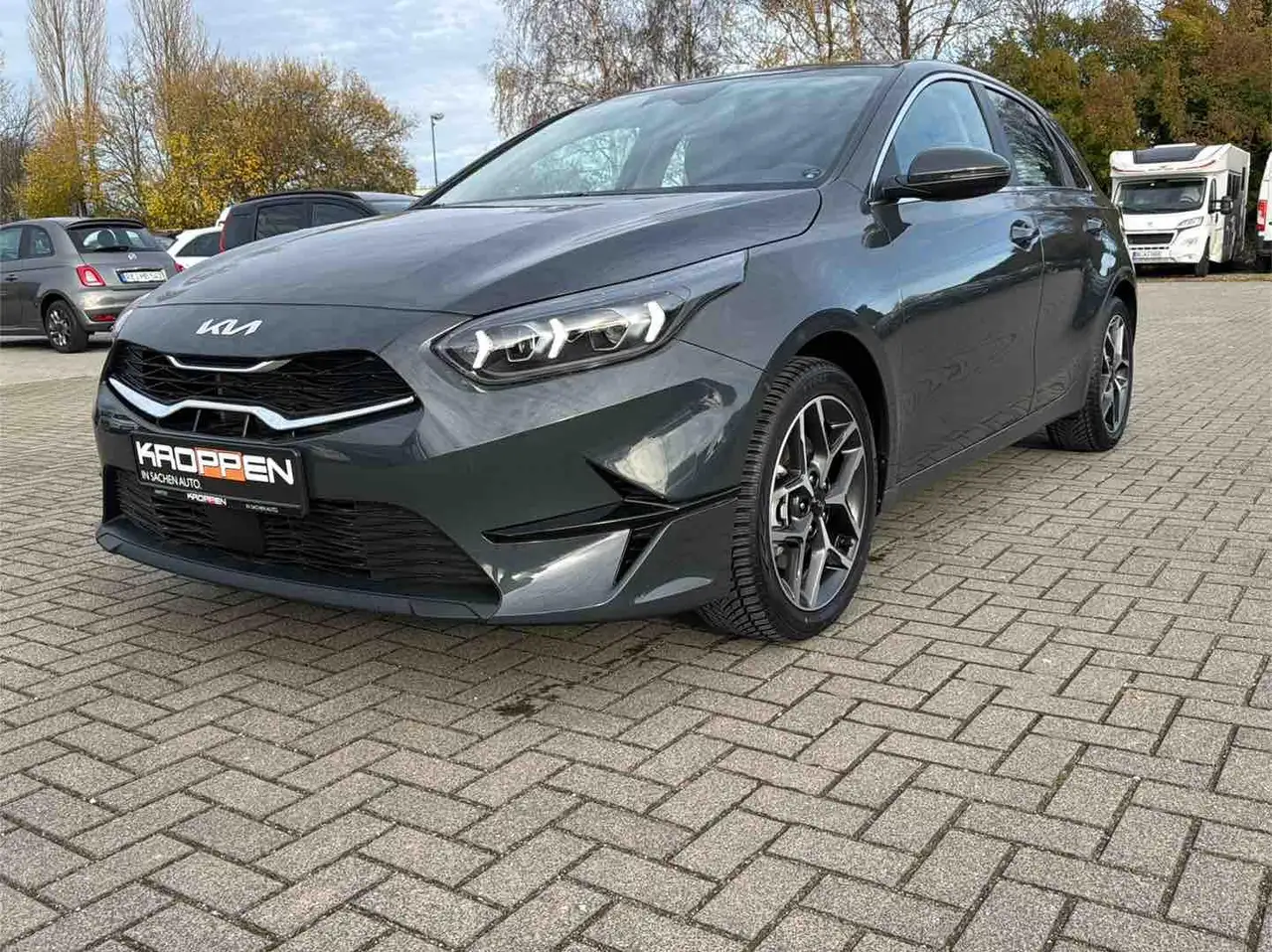 Kia Ceed / cee'd Spirit DCT7 Navi SHZ LHZ Android CarPlay Totw. M+S — Vehicle gallery 2