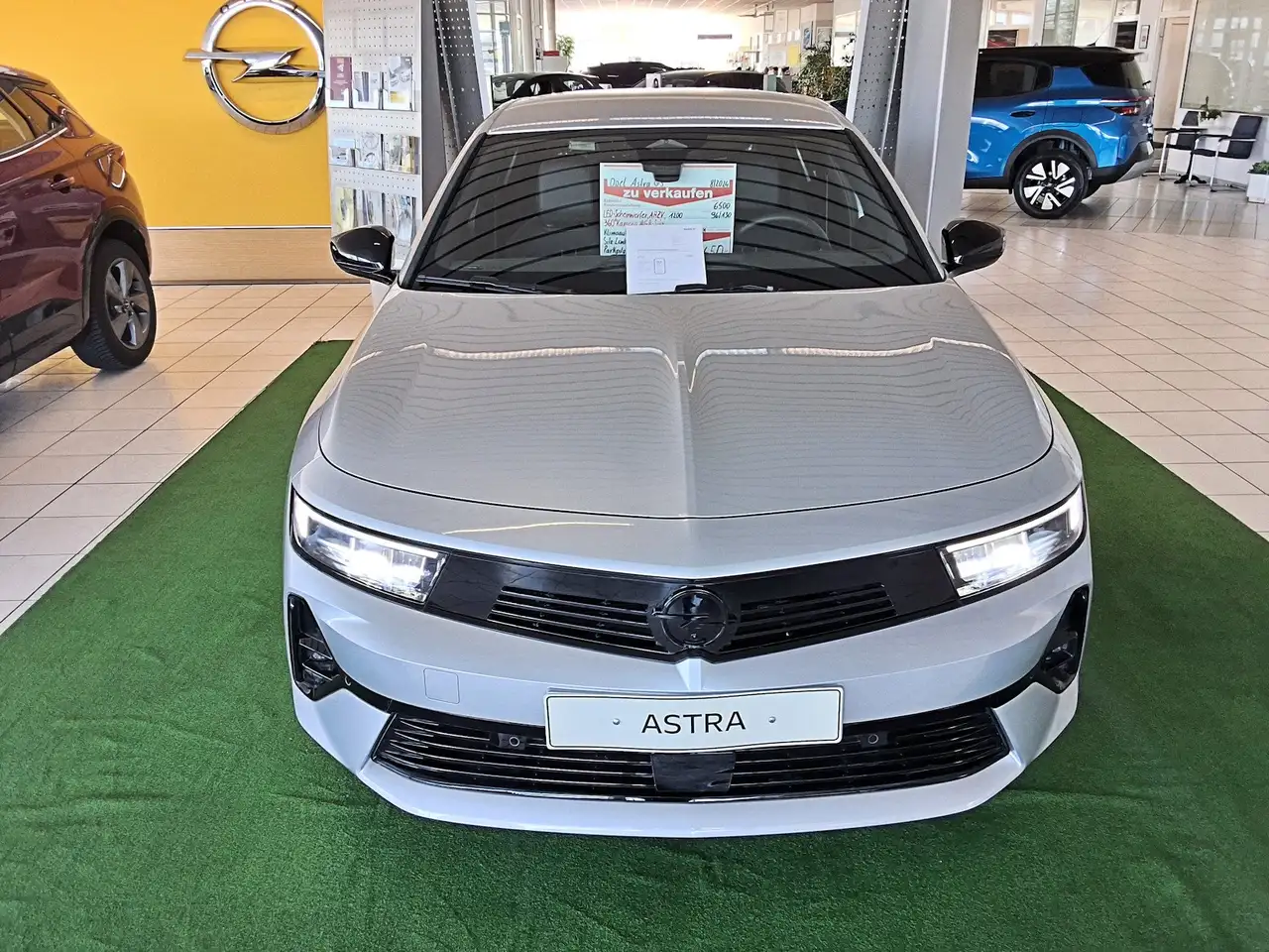Opel Astra GS 1.2 130PS LED,AGR-Sitz,Allwetterr.,SHZ,PP,AHZV — Vehicle gallery 2