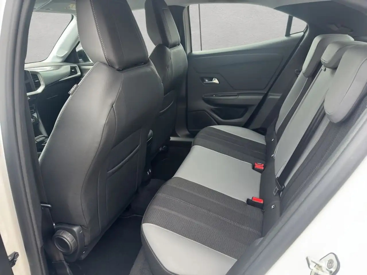 Opel Mokka 1.2 DI Turbo Automatik Elegance — Galerie du véhicule 15