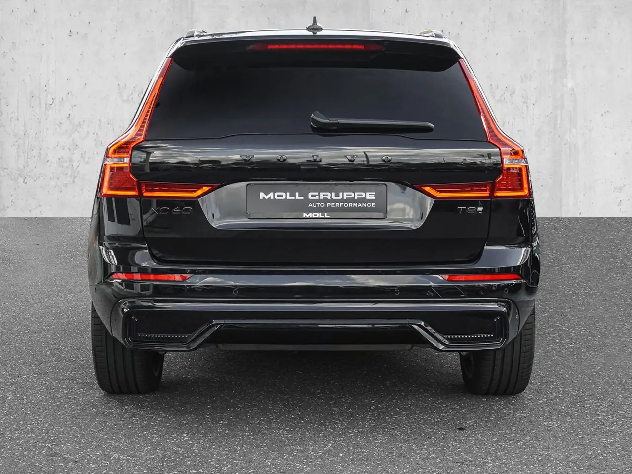 Volvo XC60 T8 AWD Black Edition Plus Plug-in Hybrid AHK — Galería del vehículo 6