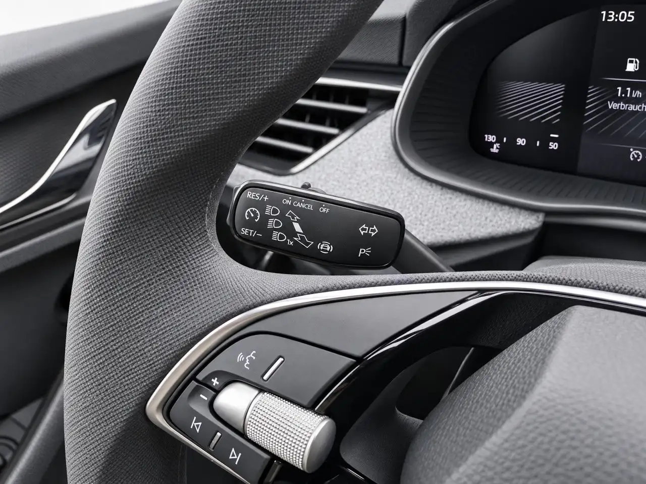 Skoda Scala 1.0TSI AHK Climatronik LED Navi-App — Galerie du véhicule 9