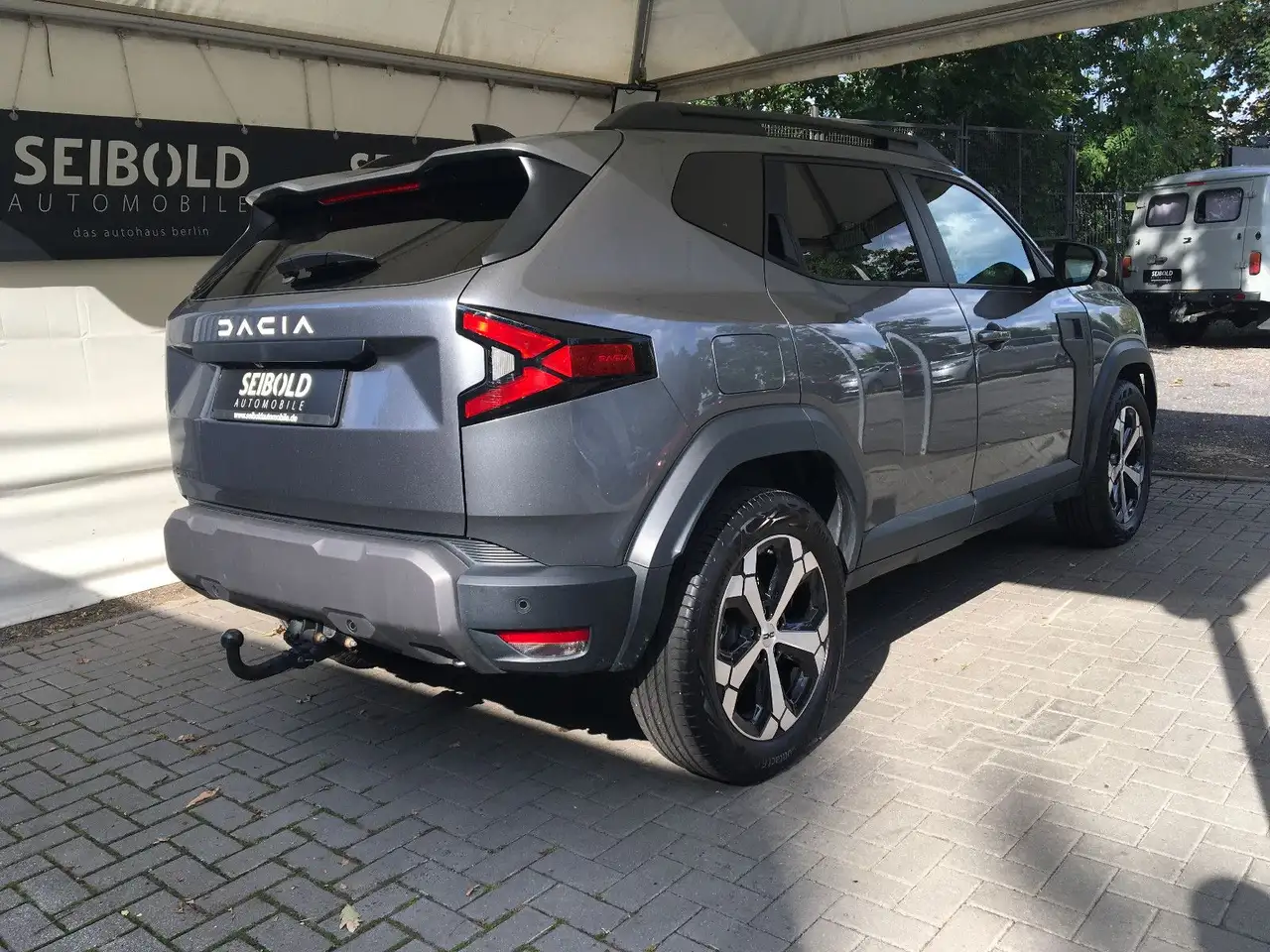 Dacia Duster III TCe 130 Journey/1.Hd/LED/Navi/Temp — Galería del vehículo 5