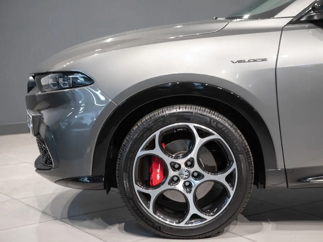 Alfa Romeo Tonale 1.6 DS Veloce FWD — معرض صور السيارة 12