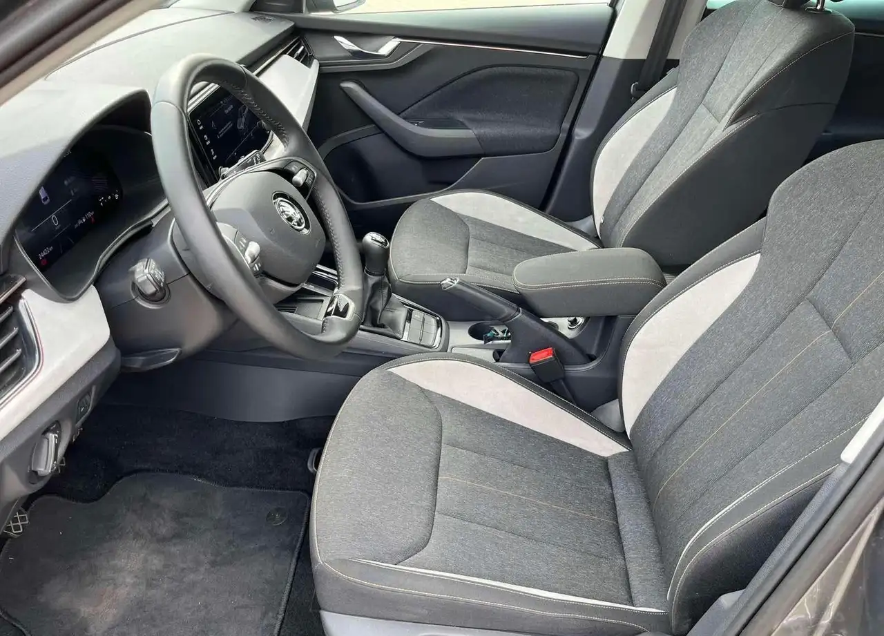 Skoda Scala Top Selection Facelift 1.0 TSI LED AHK — معرض صور السيارة 9