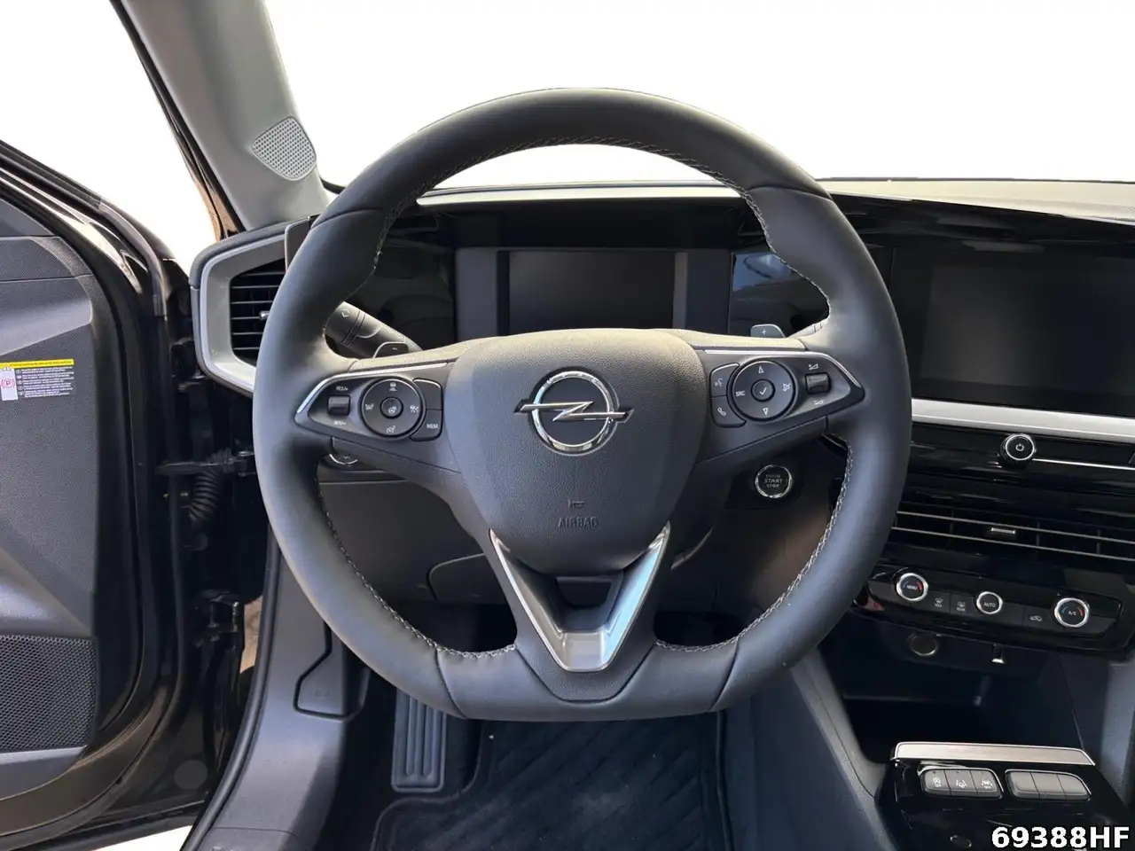 Opel Mokka 1.2 Turbo Elegance (EURO 6e) — Vehicle gallery 9