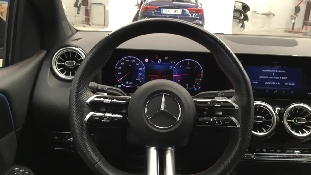 Mercedes-Benz B 200 -CLASS D — Galerie du véhicule 9
