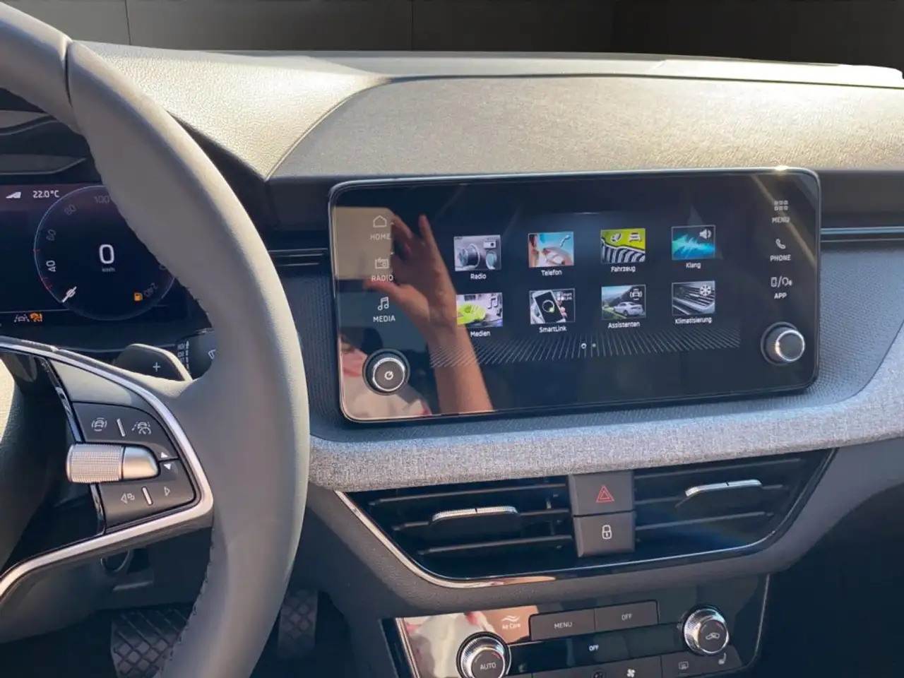 Skoda Scala 1.0 TSI DSG Drive — معرض صور السيارة 9