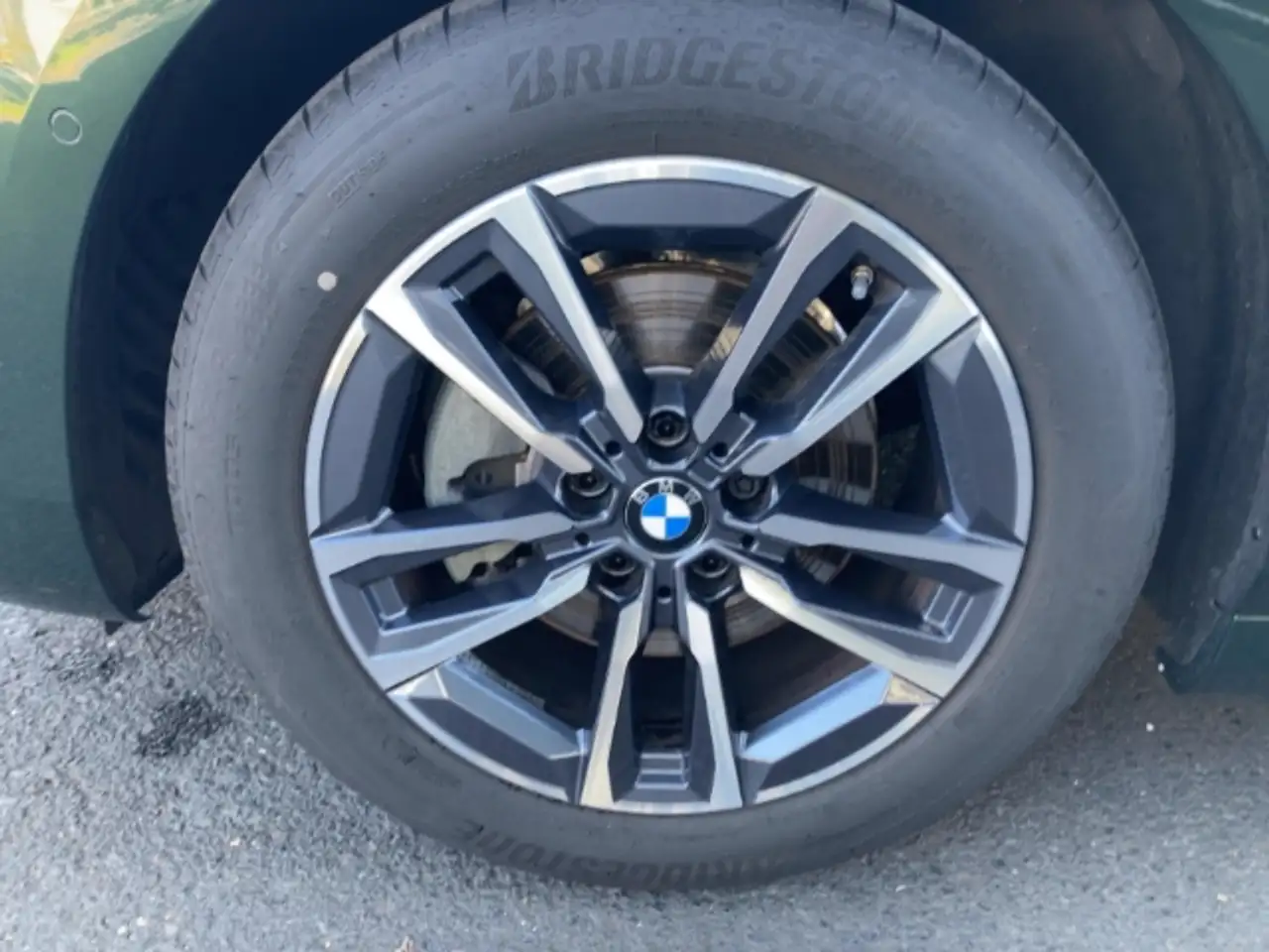 BMW 220 Active Tourer iA M-Sport AHK adLED Kamera FLA Komf — معرض صور السيارة 13
