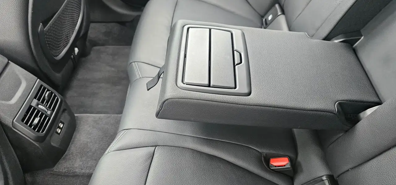 BMW 235 M235i*xDrive*GranCoupe*HUD*PANO*LED*Keyless*MEGA* — Galerie du véhicule 13