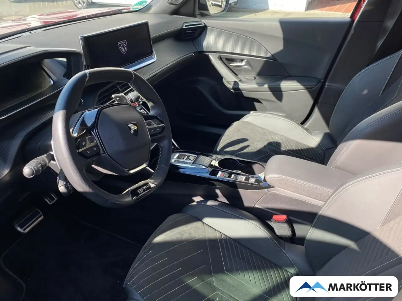 Peugeot 2008 GT CAM180°/DAB/LED/MASSAGE/NAVI/SHZ/TEMP — Vehicle gallery 10
