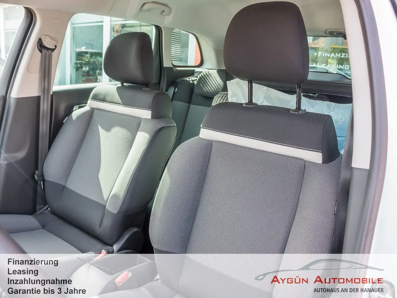 Citroen C3 Aircross Plus 130*Automatik*PDC*Navi* — Vehicle gallery 11
