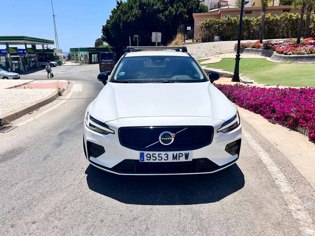Volvo V60 Volvo V60 Plus, B4, Diésel, Dark”. Matrícula: 9553 MPW. — Galerie du véhicule 7