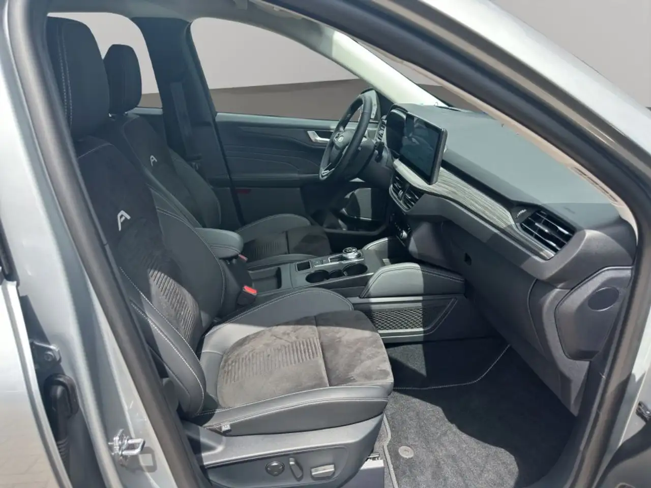 Ford Kuga ACTIVE FHEV X 2.5 Ltr. 152 PS *AUT — Vehicle gallery 16
