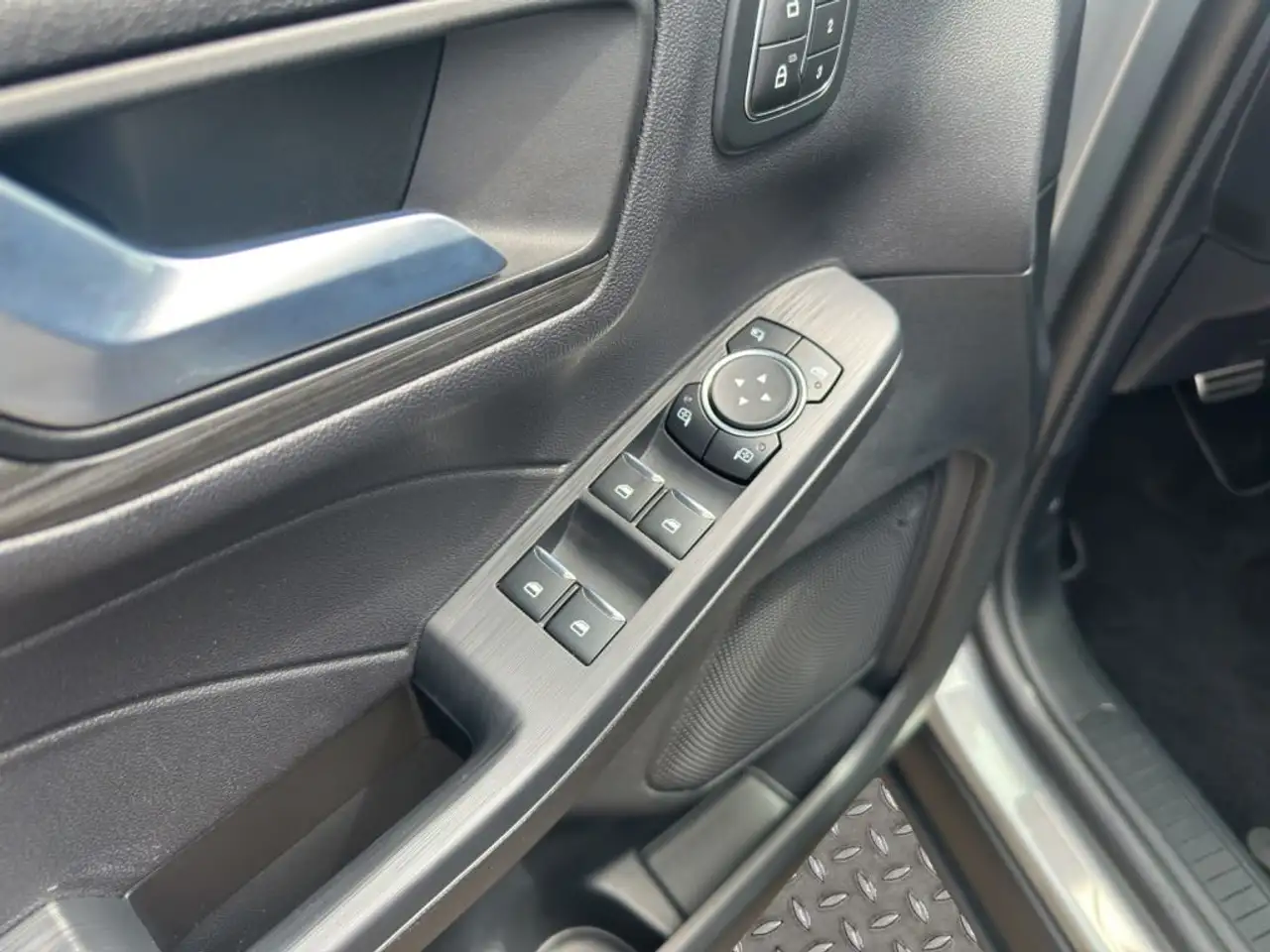 Ford Kuga ACTIVE FHEV X 2.5 Ltr. 152 PS *AUT — Vehicle gallery 10