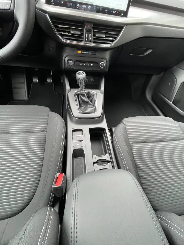 Ford Focus Titanium — معرض صور السيارة 9