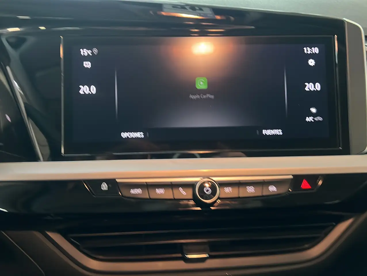 Opel Grandland X 1.2T GS Line*Navi*Tech Paket Park & Go — معرض صور السيارة 9