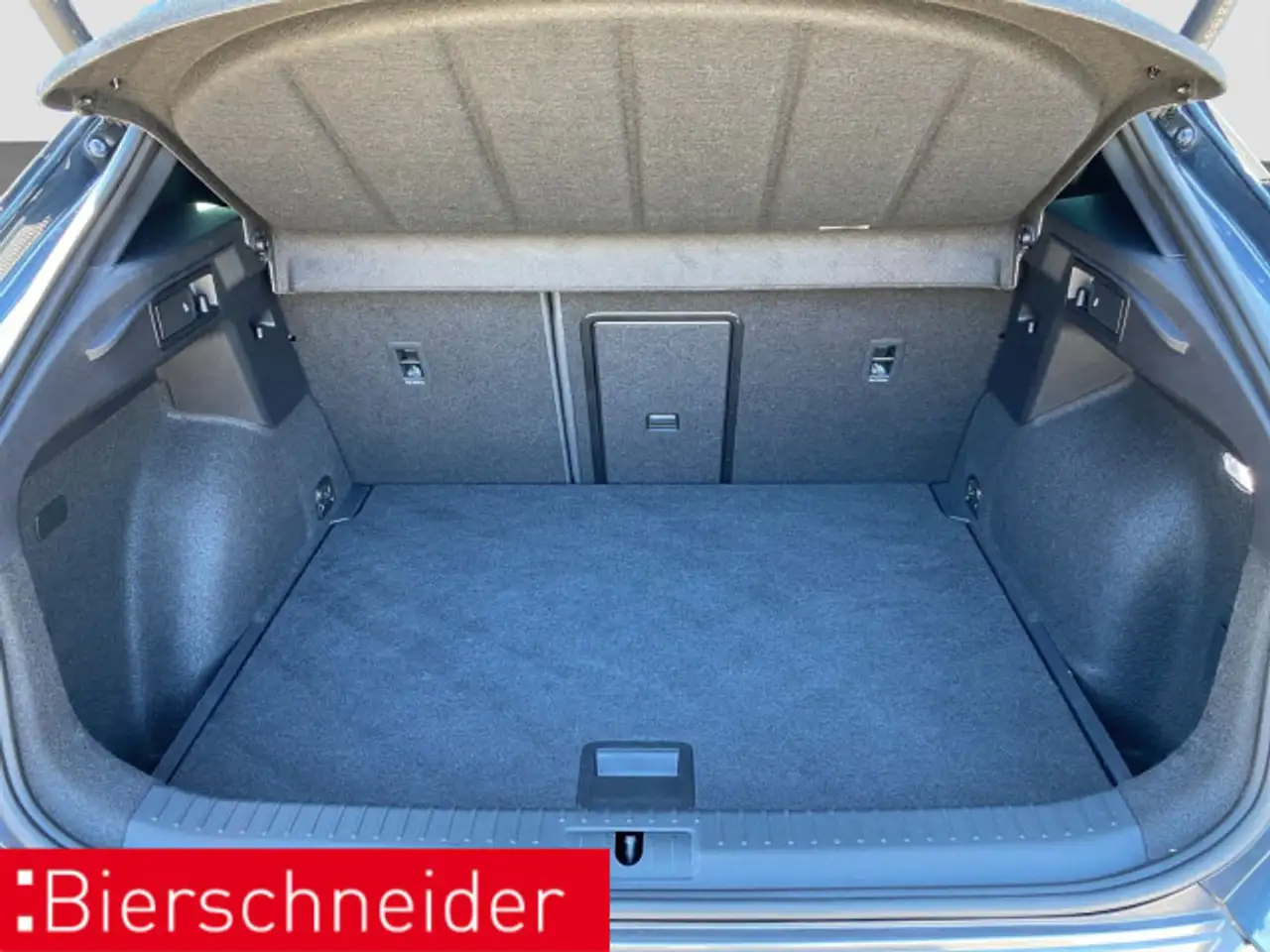 CUPRA Formentor 2.0 TSI DSG 4Drive VZ 19 DCC PANO CAM — Galería del vehículo 20