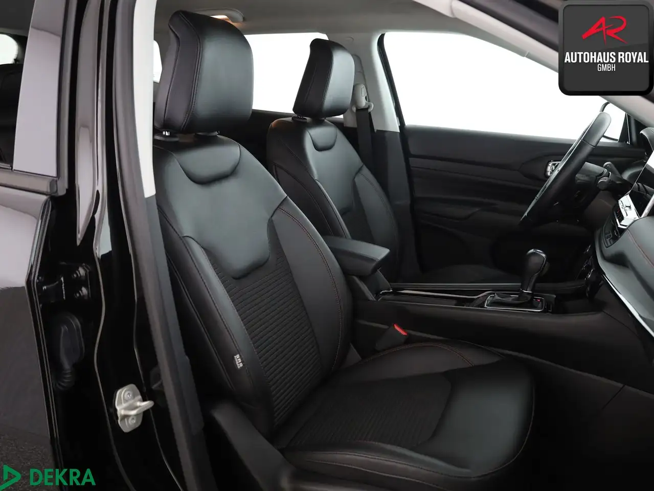 Jeep Compass 1.5 GSE e-Hybrid HIGH ALTITUDE KEYLE,ACC — Vehicle gallery 11