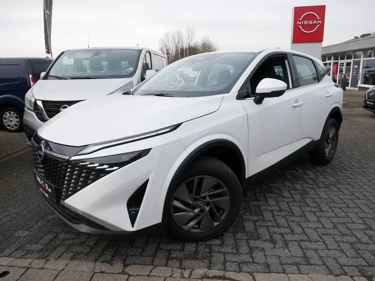 Nissan Qashqai 1.3 DIG-T MHEV 6MT Acenta 360°Kamera — Galerie du véhicule 2