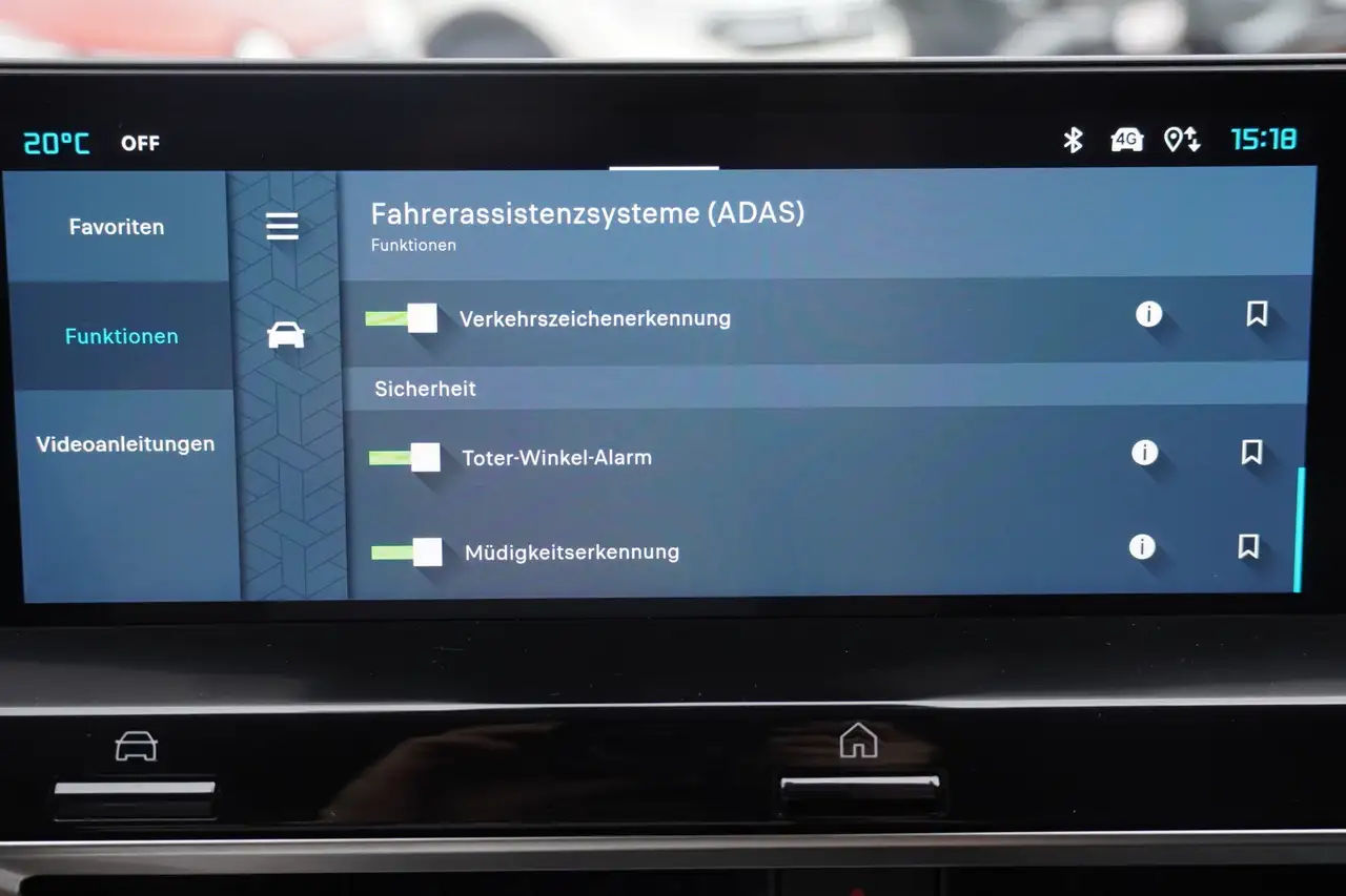 Citroen C4 PureTech 130 Aut. LED ACC Navi 360° — Vehicle gallery 28